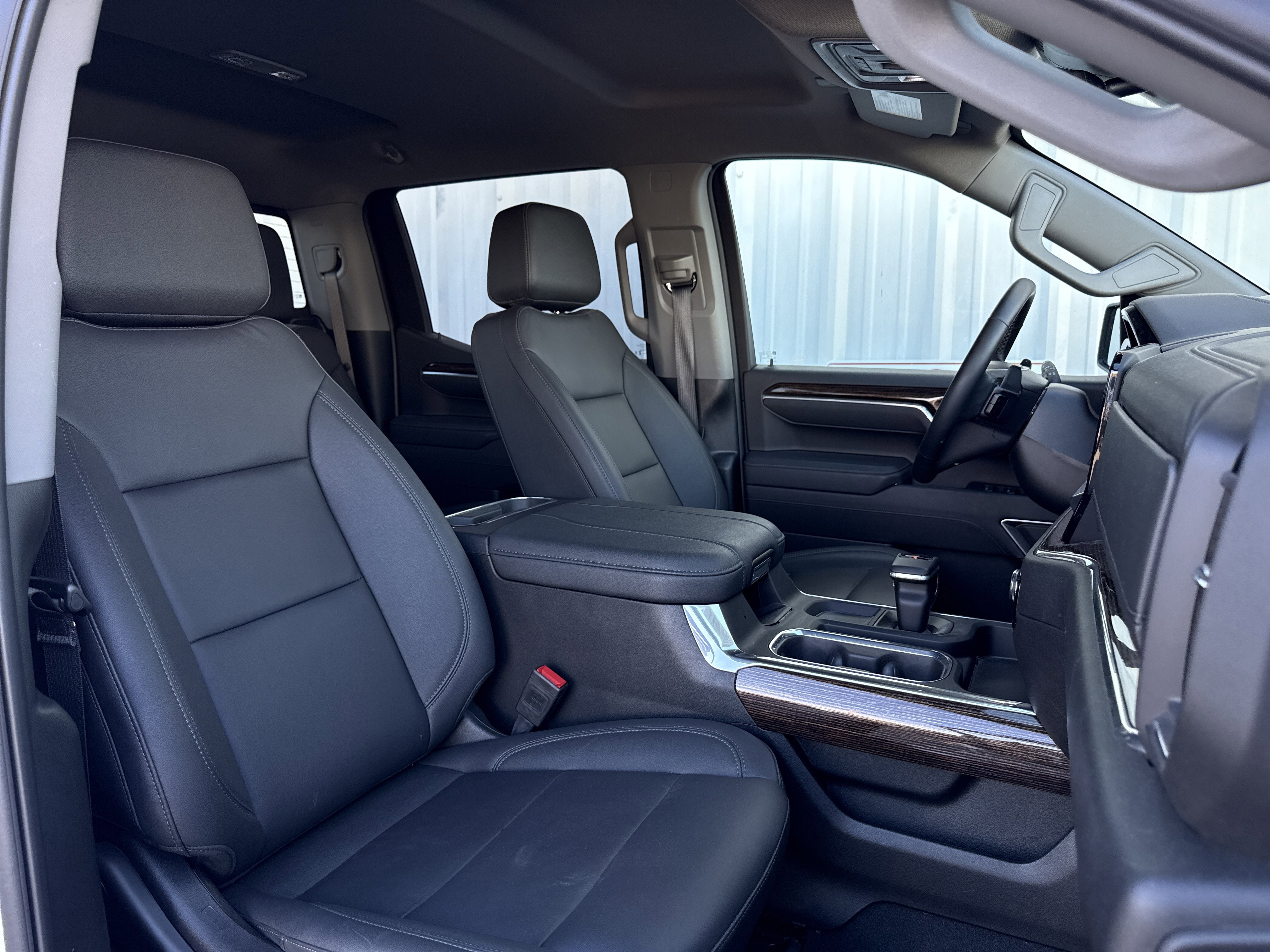 Used 2025 GMC Sierra 1500 Elevation w/ Elevation Premium Package image 36