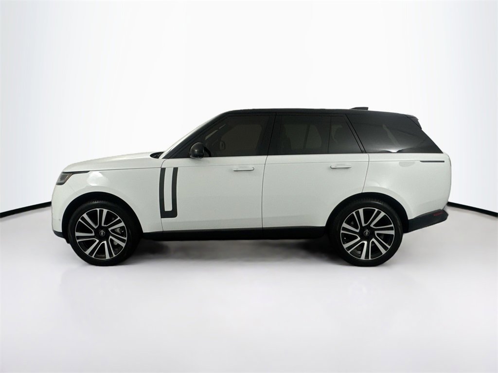 Certified 2023 Land Rover Range Rover SE image 8