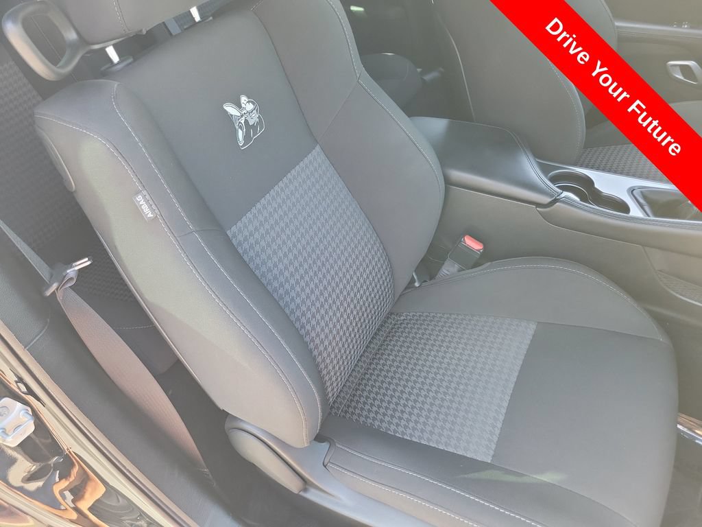Used 2022 Dodge Challenger R/T Scat Pack RWD image 17