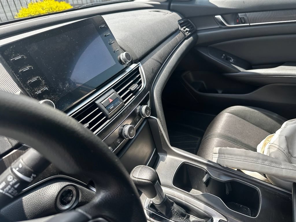 Used 2020 Honda Accord EX image 11