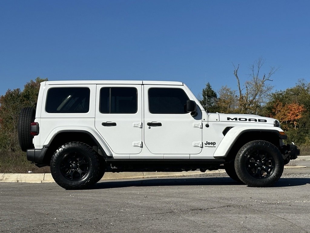 Used 2019 Jeep Wrangler Unlimited Sahara w/ Quick Order Package 24M Moab image 3