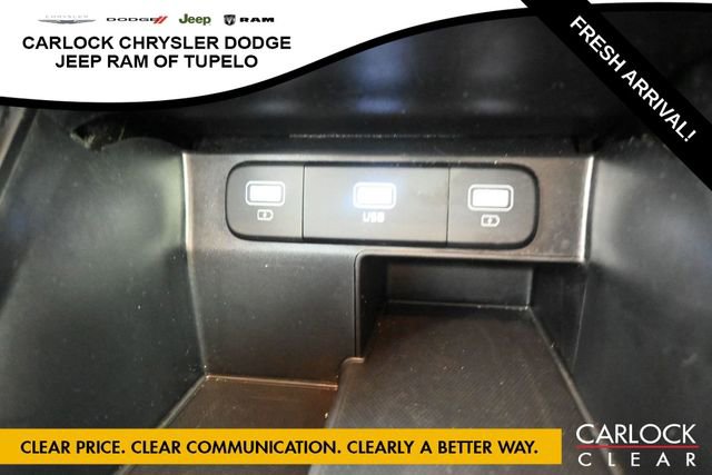 Used 2023 Kia Sorento LX FWD image 23