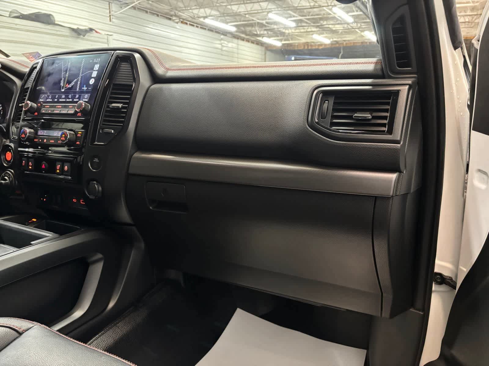Used 2021 Nissan Titan PRO-4X w/ Pro-4x Convenience Package AWD/4WD image 29