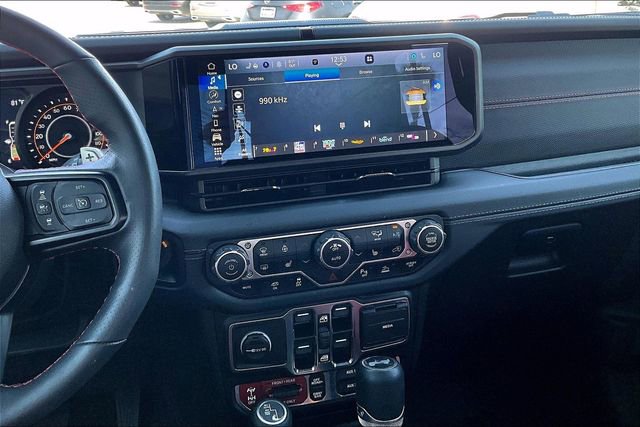 Used 2024 Jeep Wrangler Unlimited Rubicon 392 image 9