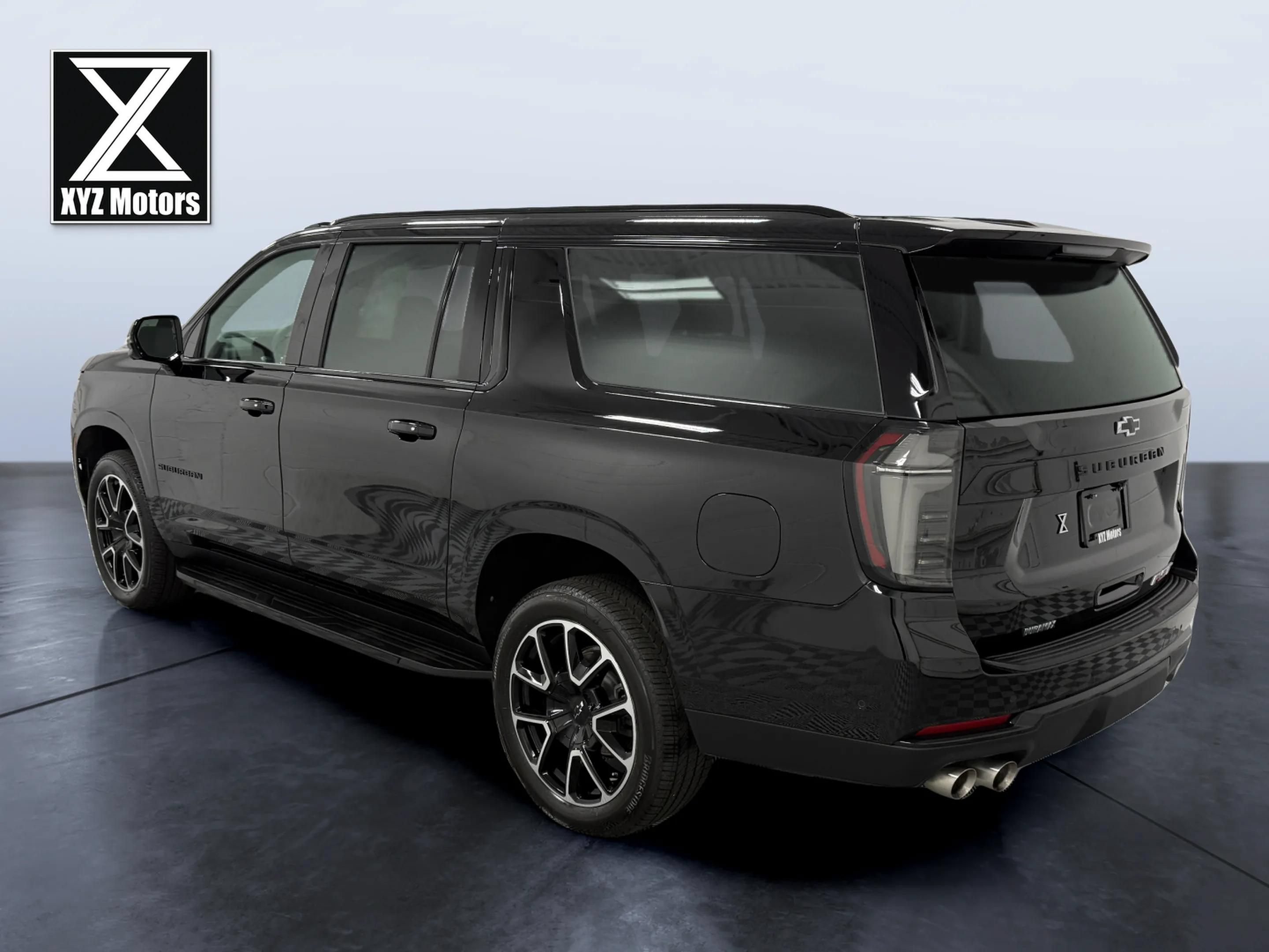 Used 2026 Chevrolet Suburban RST w/ Comfort Package AWD/4WD image 4