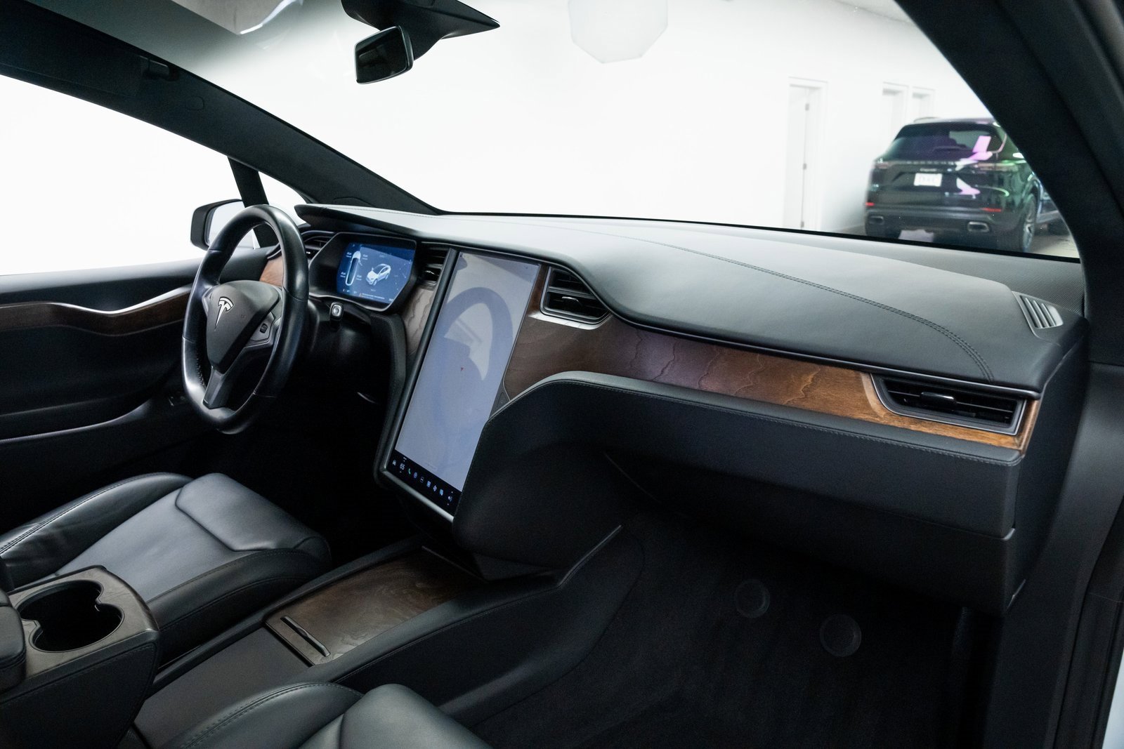 Used 2019 Tesla Model X 100D image 24