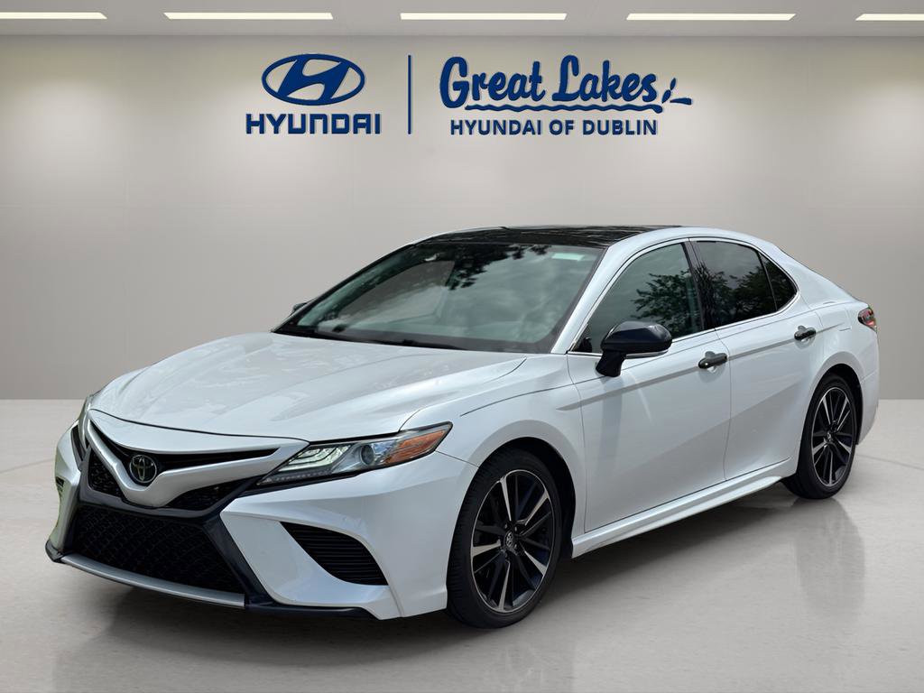 Used 2019 Toyota Camry XSE FWD image 1