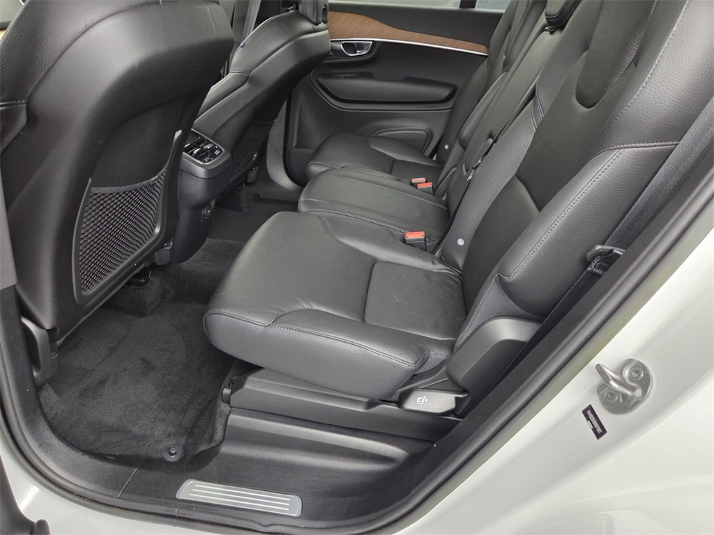 Used 2022 Volvo XC90 T5 Momentum w/ Advanced Package image 25