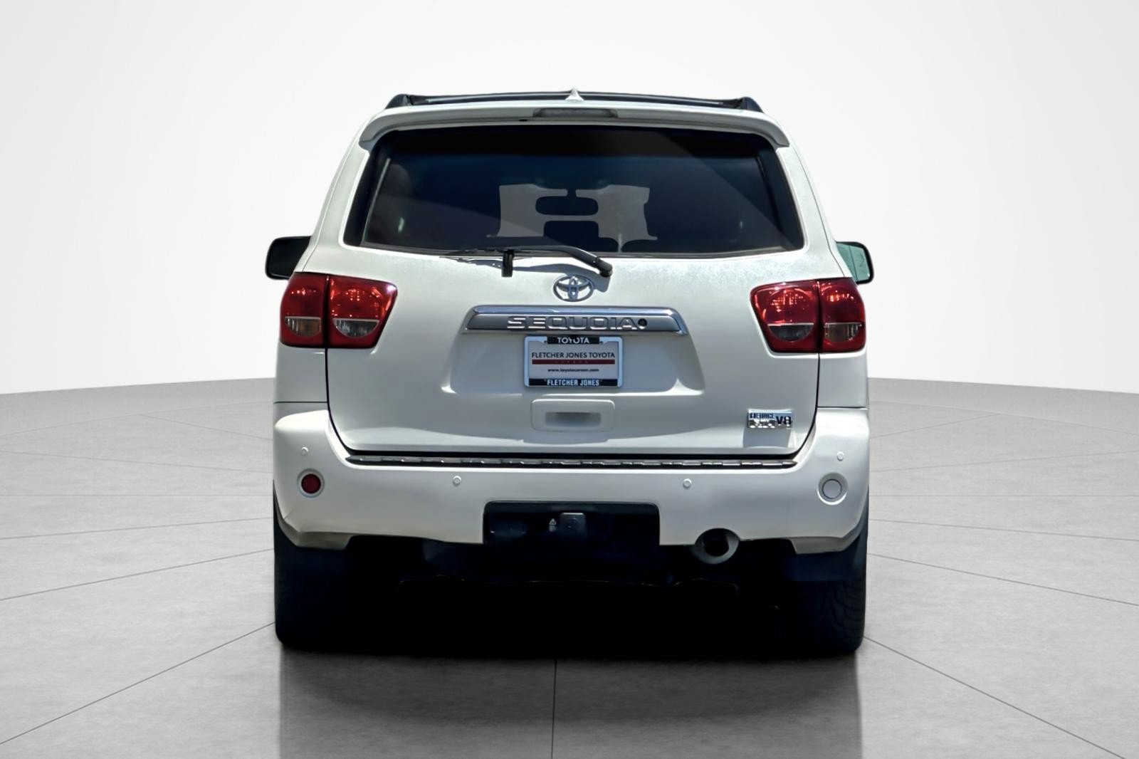 Certified 2016 Toyota Sequoia Platinum AWD/4WD image 4