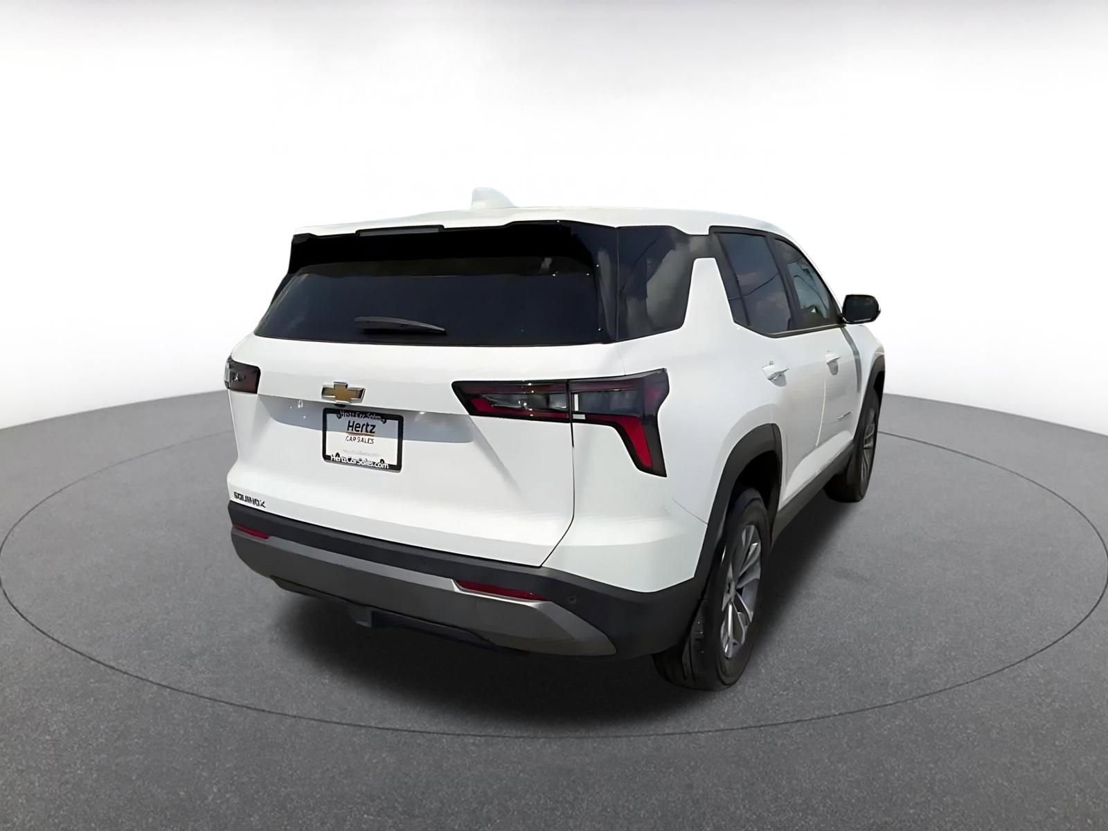 Used 2025 Chevrolet Equinox LT FWD image 14