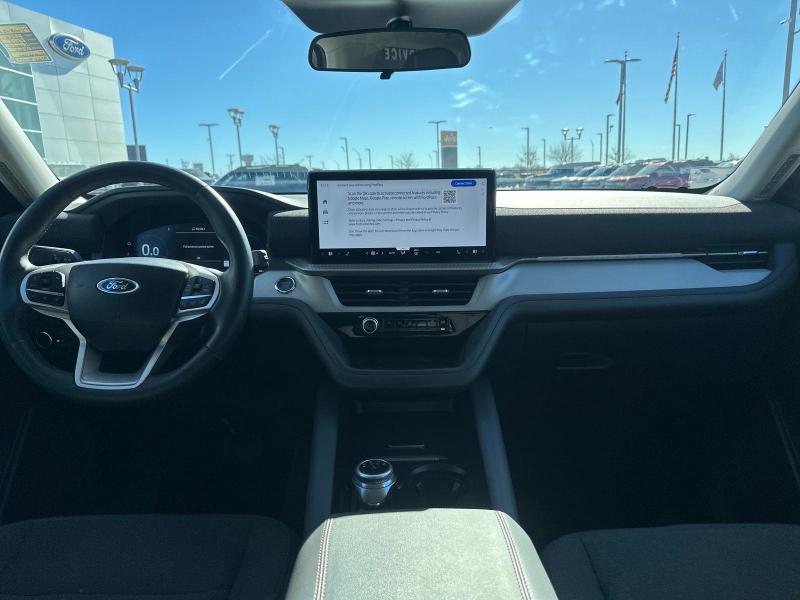 Used 2025 Ford Explorer Active image 12