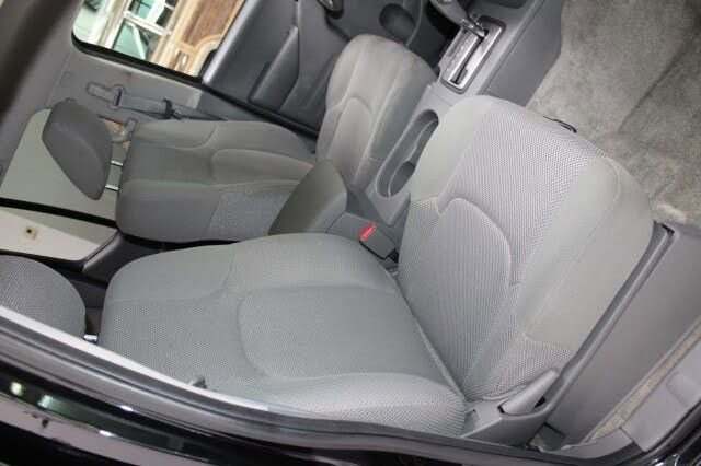 Used 2016 Nissan Frontier SV image 28