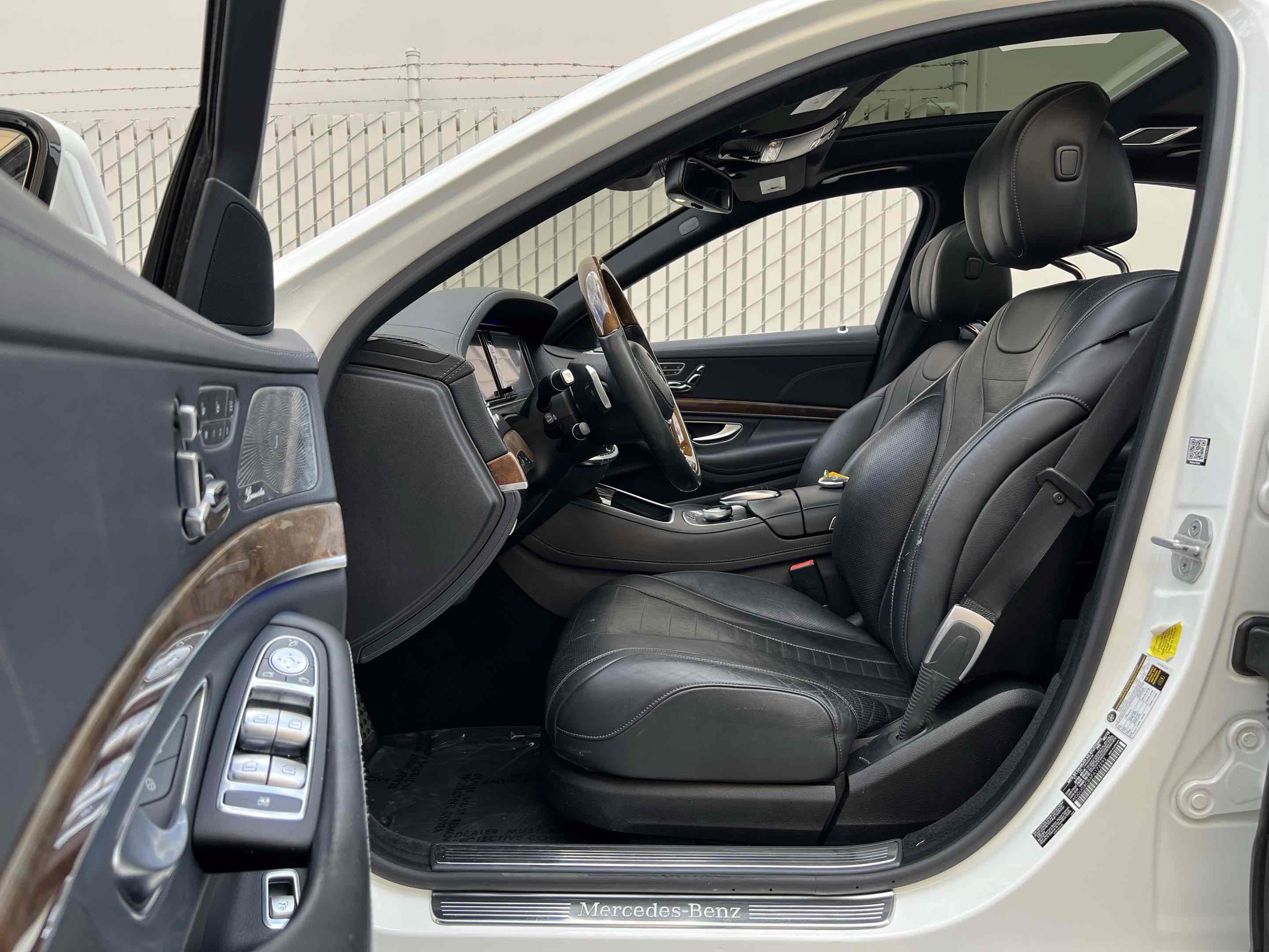 Used 2015 Mercedes-Benz S 550 Sedan image 4