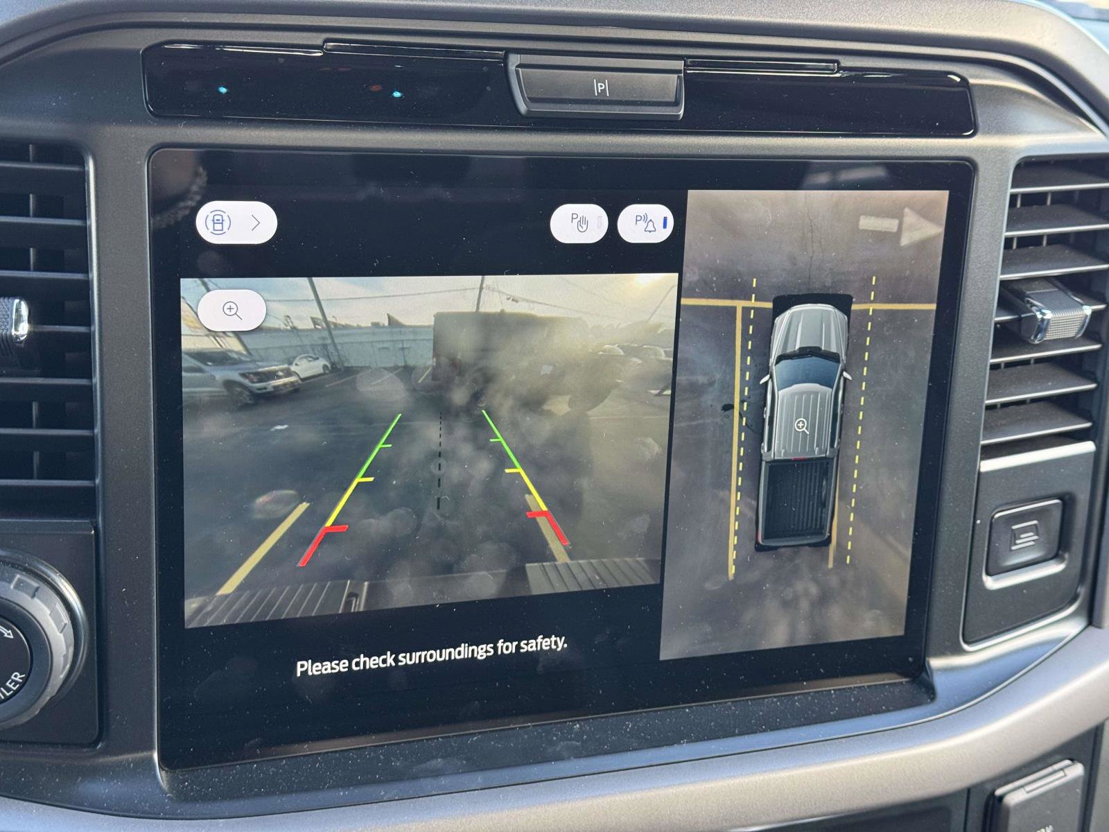 Used 2025 Ford F150 XLT w/ Equipment Group 302A MID image 28