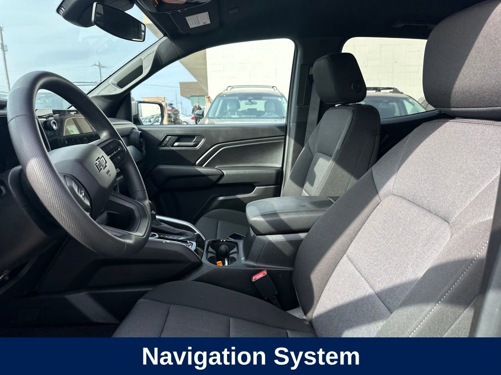 Used 2025 Chevrolet Colorado Trail Boss image 11