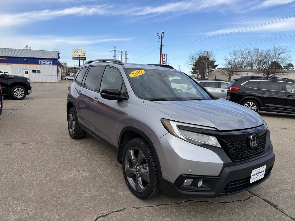 Used 2019 Honda Passport Touring image 3