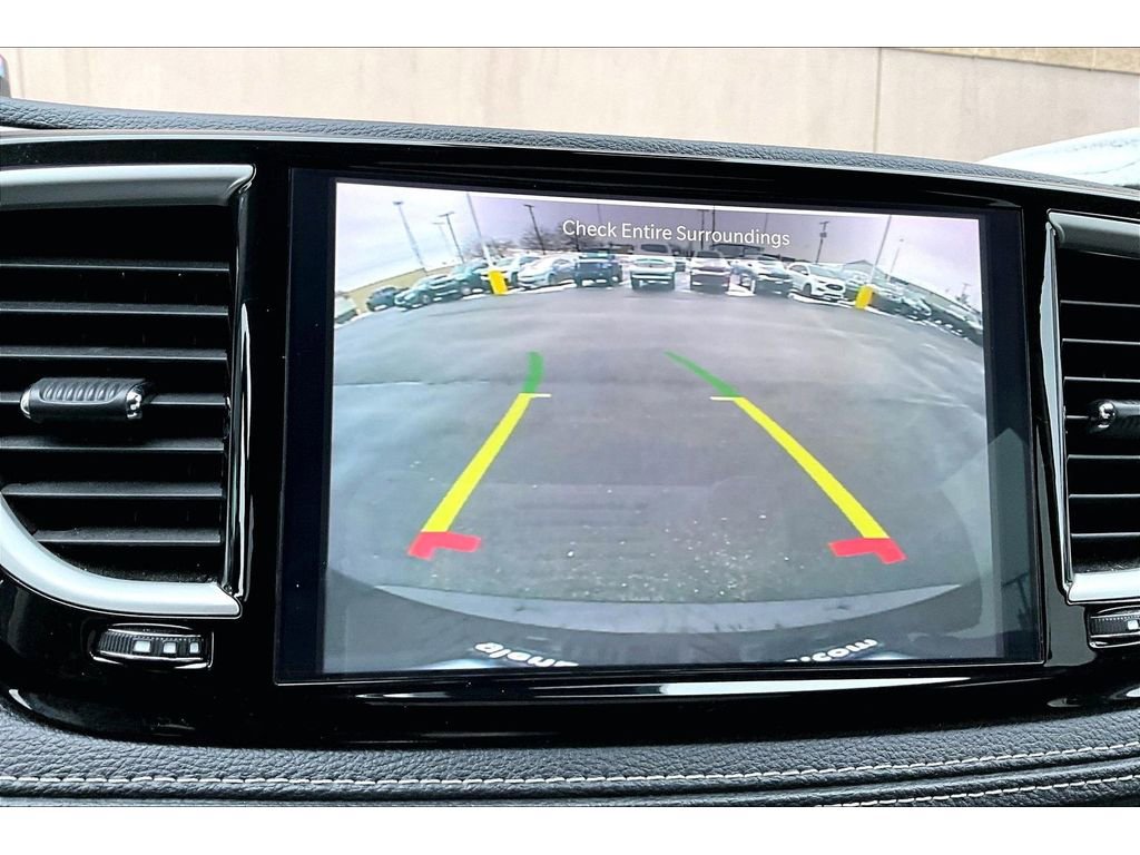 Certified 2024 Chrysler Pacifica Select image 28