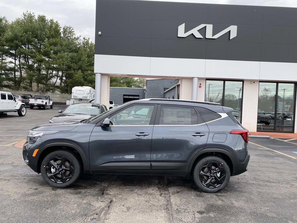 New 2026 Kia Seltos EX AWD/4WD image 2