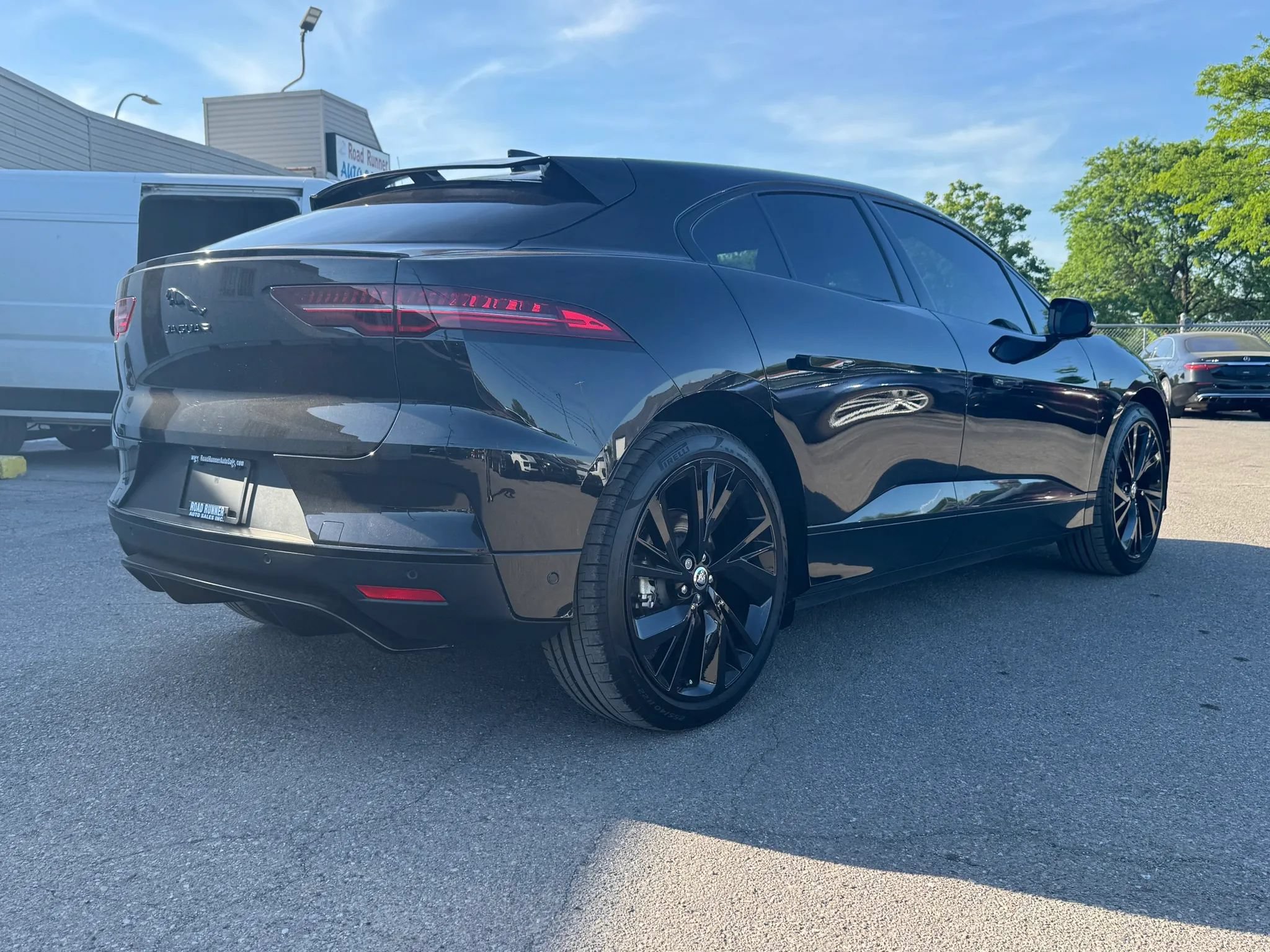 Used 2024 Jaguar I-PACE R-Dynamic HSE AWD/4WD image 6