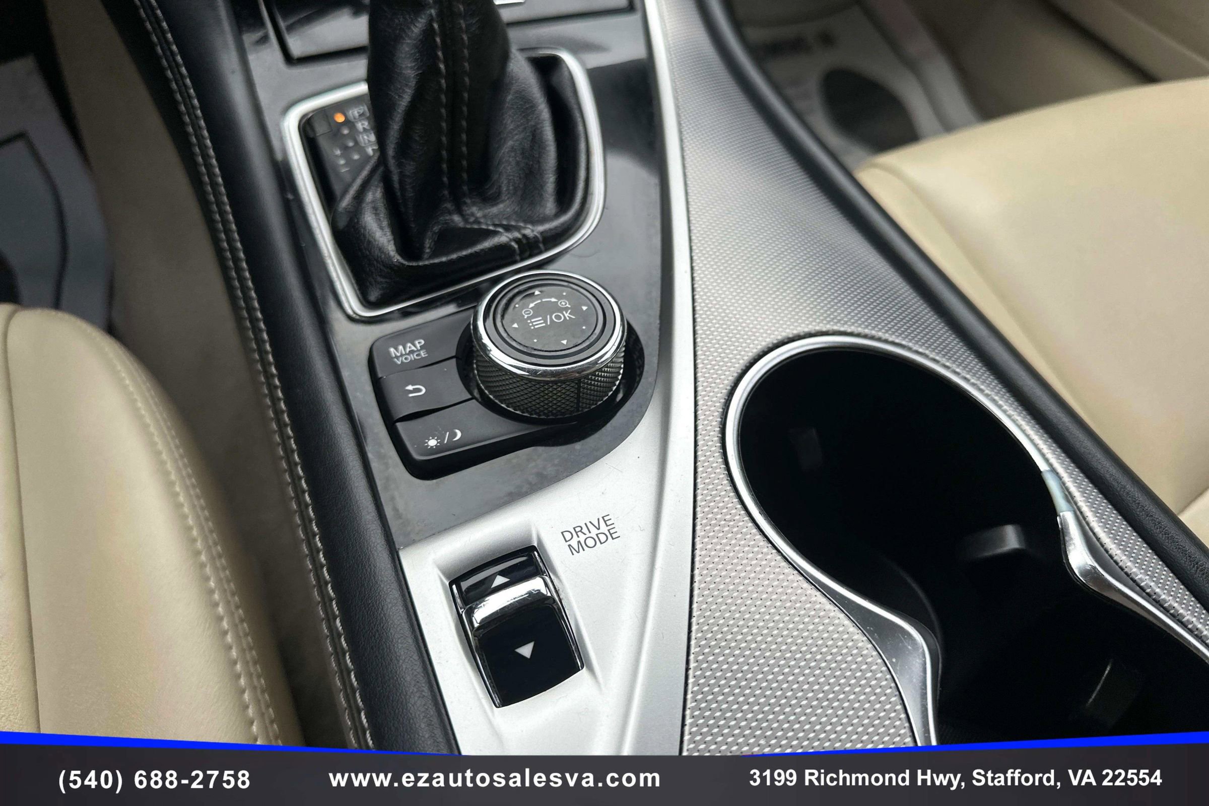 Used 2015 INFINITI Q50 Premium w/ Navigation Package image 25