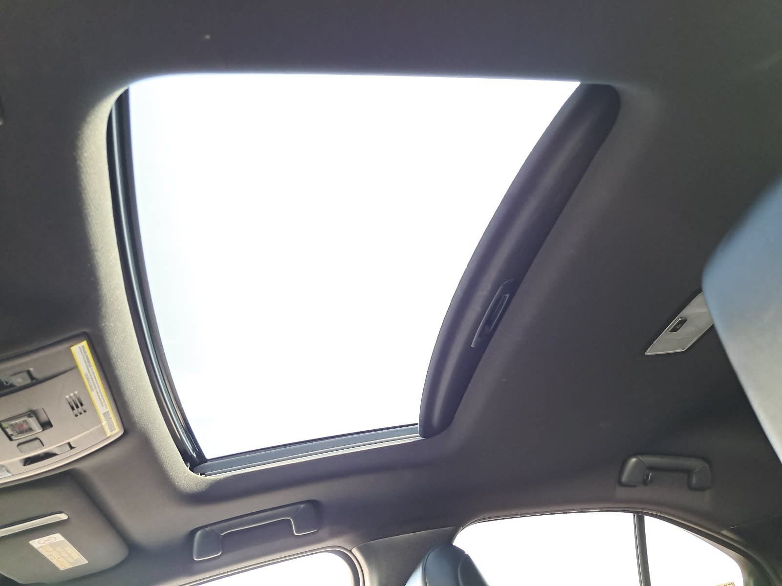 Used 2020 Lexus UX 200 w/ Premium Package FWD image 32