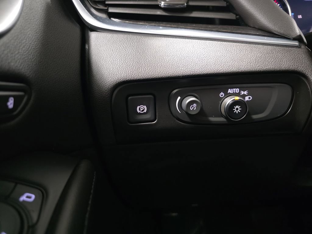 Used 2021 Buick Enclave Avenir w/ Avenir Technology Package image 35