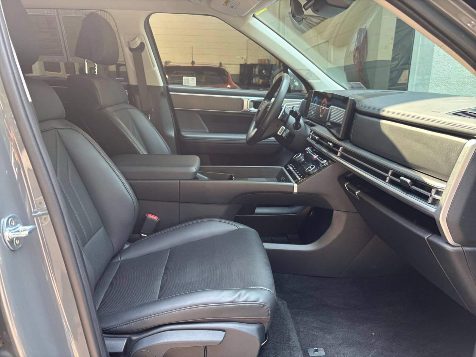 Used 2026 Hyundai Santa Fe SEL AWD/4WD image 29