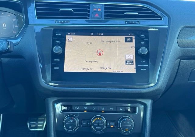 Used 2020 Volkswagen Tiguan SEL Premium R-Line image 57