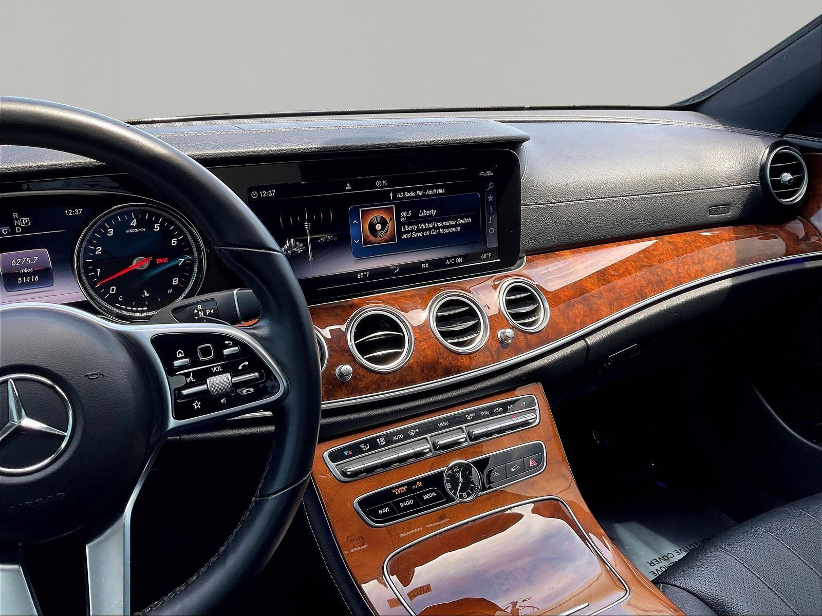 Used 2019 Mercedes-Benz E 450 4MATIC Sedan w/ Premium Package image 9
