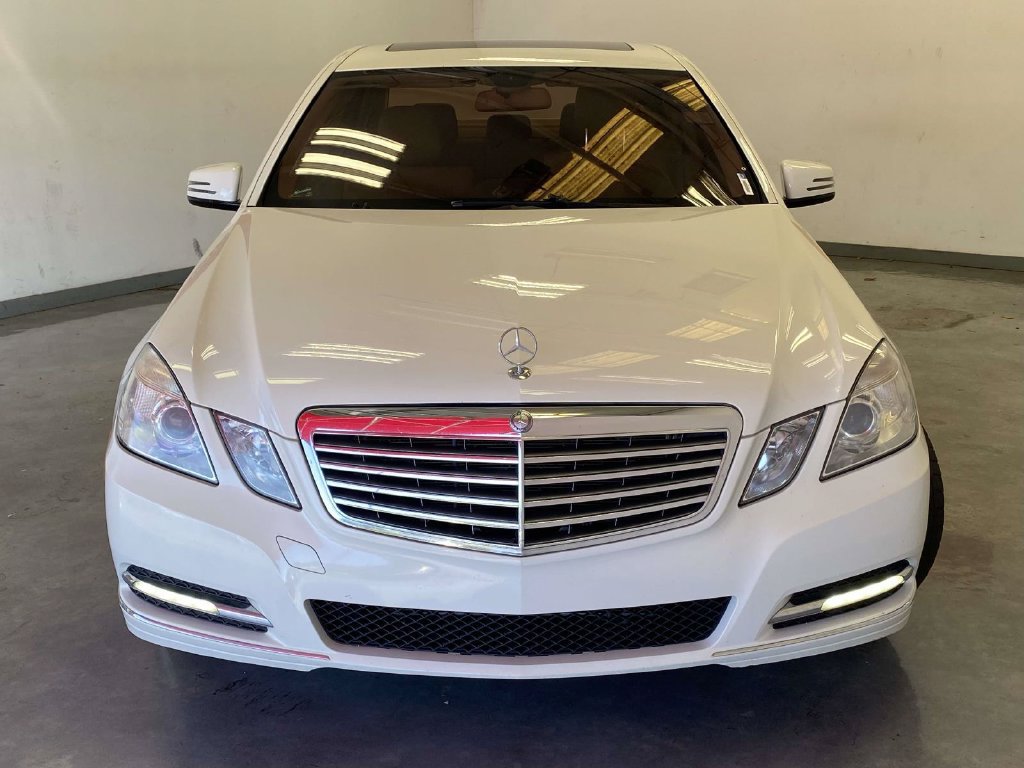 Used 2012 Mercedes-Benz E 350 4MATIC Sedan image 9