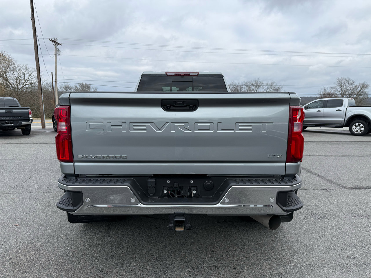 Used 2025 Chevrolet Silverado 3500 LTZ w/ LTZ Texas Edition image 5