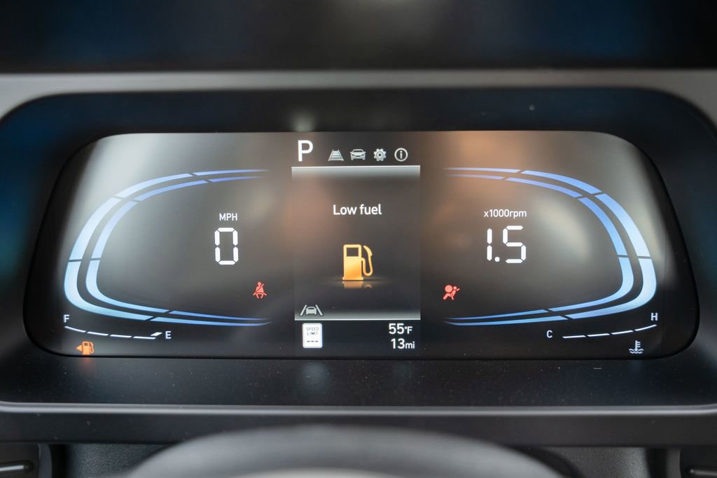 New 2025 Hyundai Elantra Sport image 23