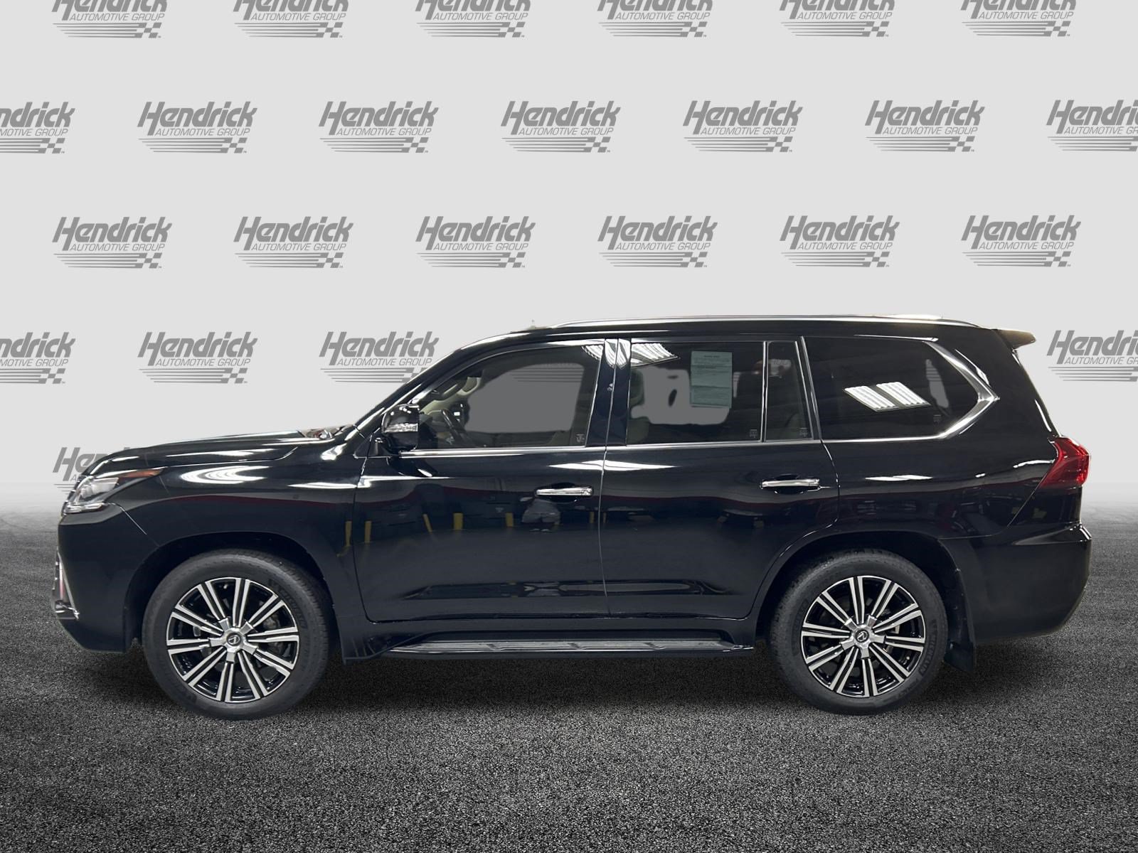 Used 2020 Lexus LX 570 4WD w/ Luxury Package image 7