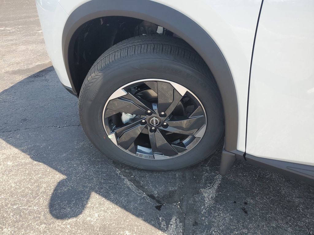 New 2026 Nissan Rogue SV image 33