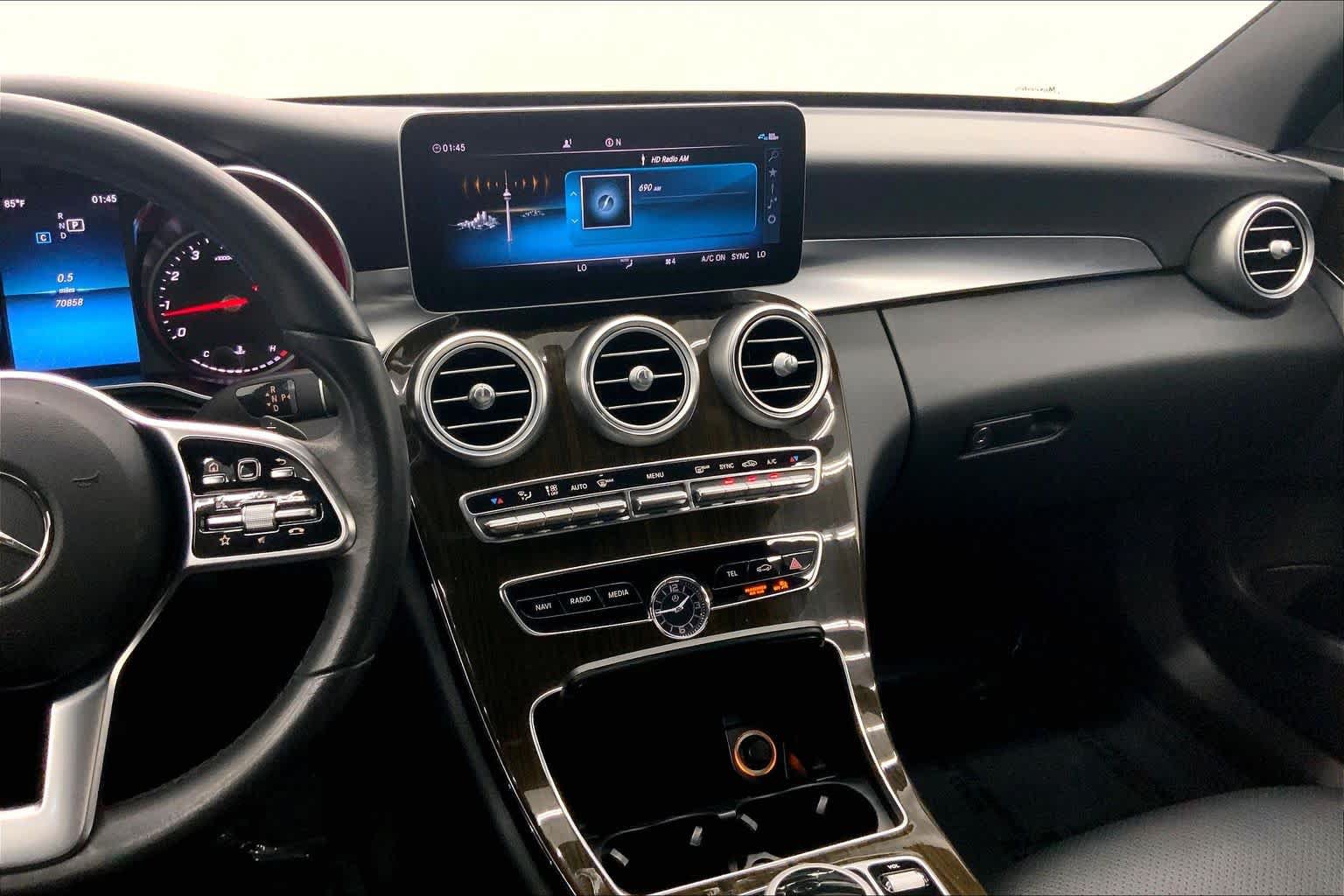 Used 2019 Mercedes-Benz C 300 Sedan image 25