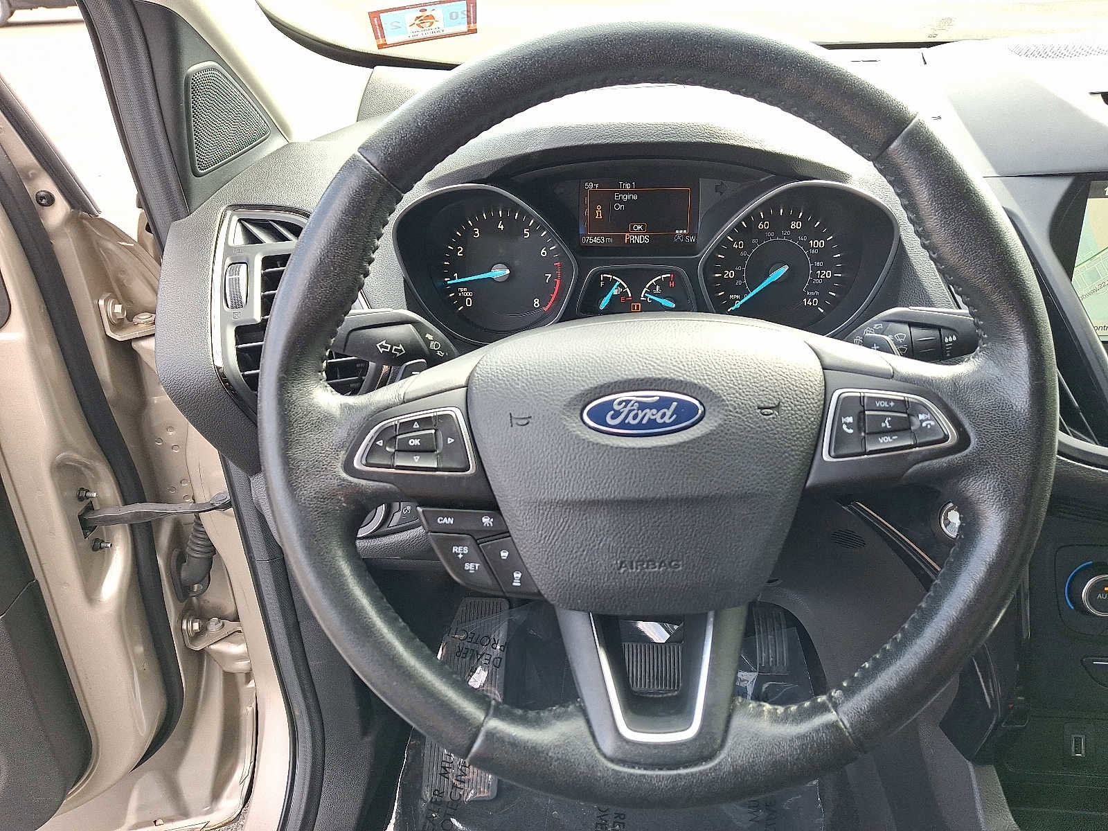 Used 2017 Ford Escape Titanium image 19