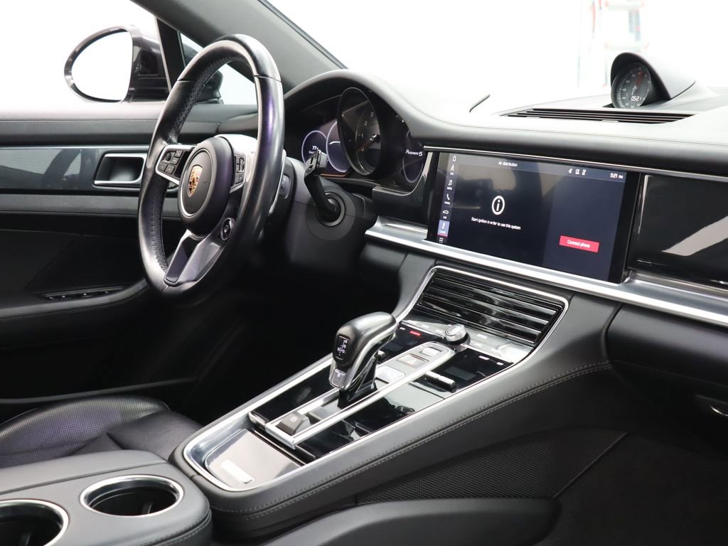 Used 2018 Porsche Panamera 4S AWD/4WD image 40