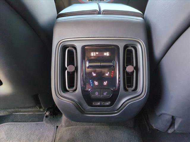 Used 2022 Aston Martin DBX image 18