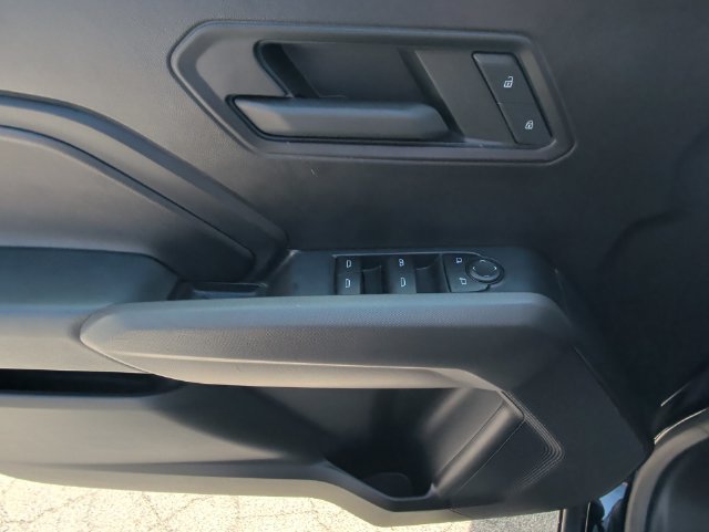 Used 2023 Chevrolet Colorado Trail Boss w/ Technology Package AWD/4WD image 31
