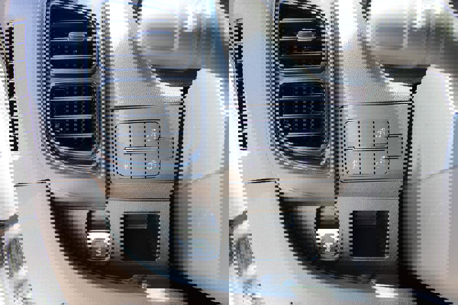 Used 2023 RAM ProMaster 2500 image 13