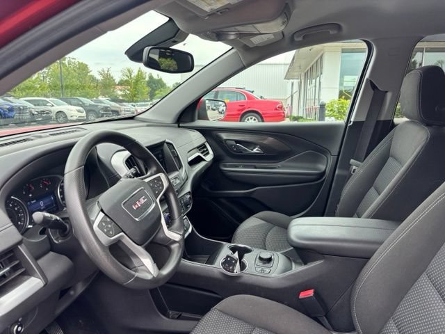 Used 2023 GMC Terrain SLE w/ Driver Convenience Package AWD/4WD image 11