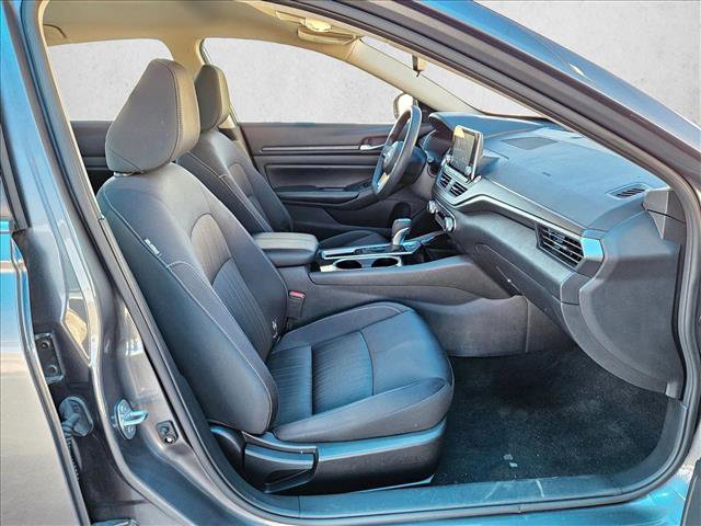 Used 2024 Nissan Altima 2.5 SV image 20