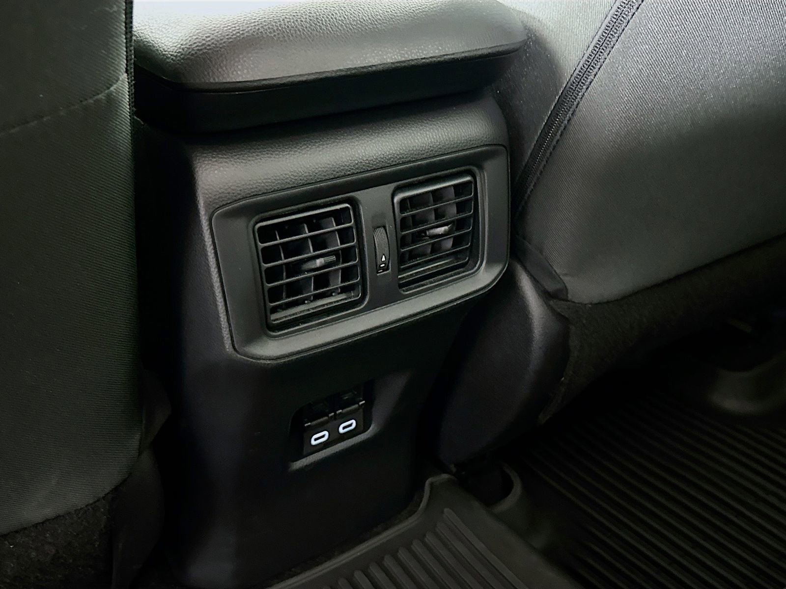 Certified 2025 Toyota RAV4 XLE AWD/4WD image 24