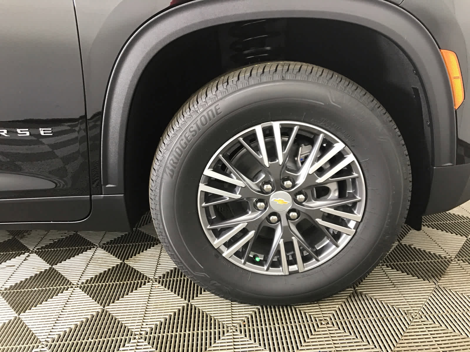 New 2026 Chevrolet Traverse LT w/ Driver Confidence Package image 33