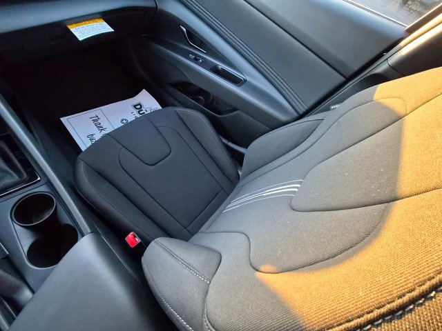 New 2026 Hyundai Elantra Sport image 14