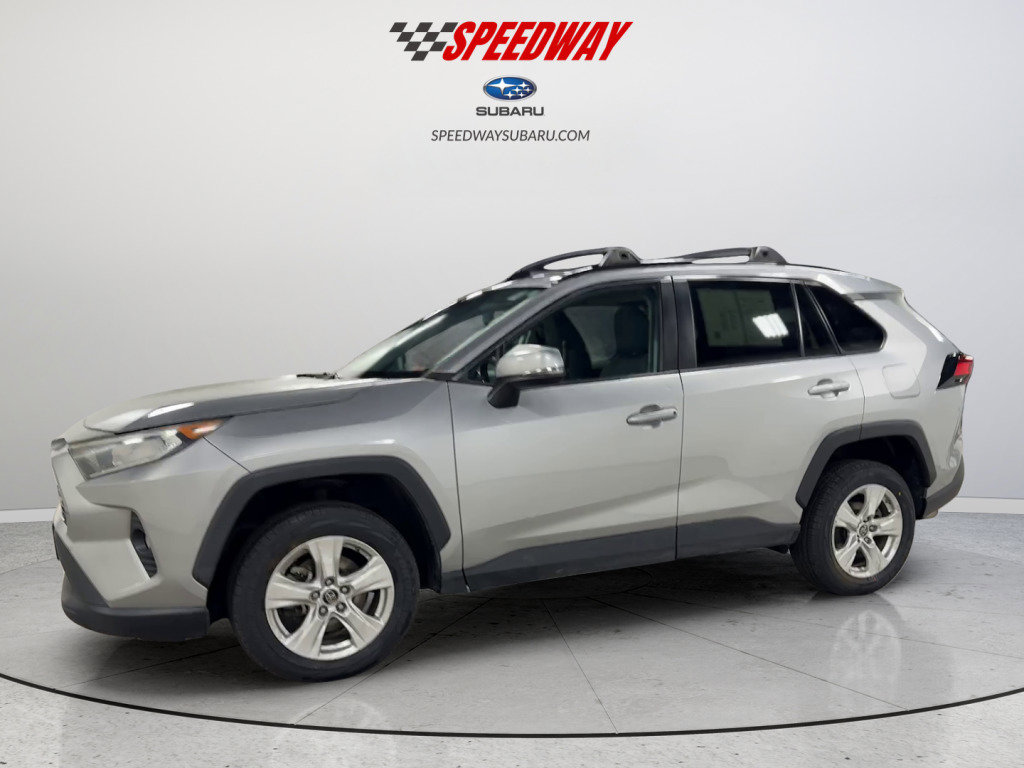 Used 2019 Toyota RAV4 XLE FWD image 11