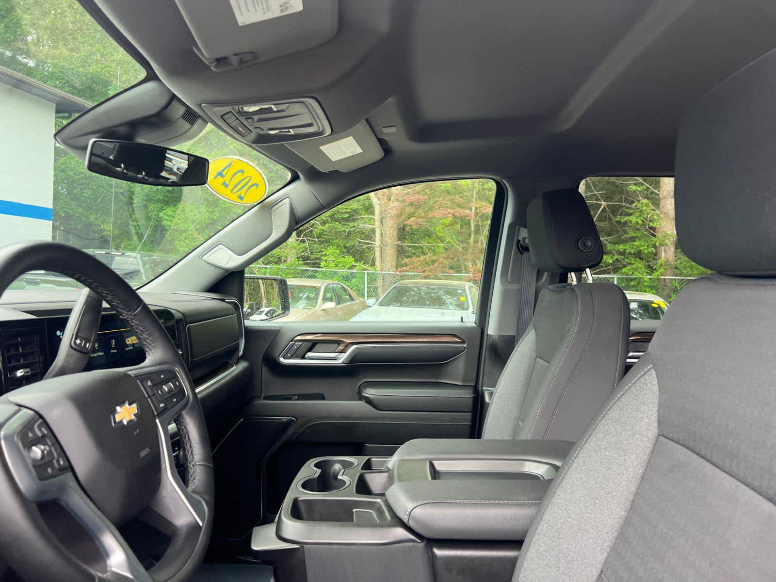 Certified 2024 Chevrolet Silverado 1500 LT AWD/4WD image 12