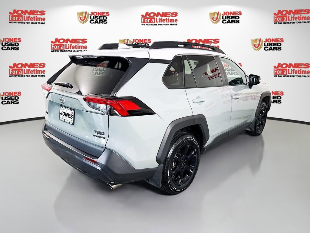 Certified 2020 Toyota RAV4 TRD Off-Road AWD/4WD image 18