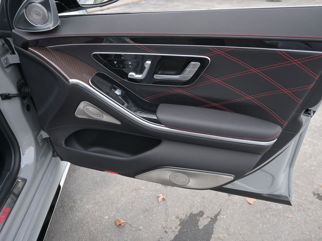 Used 2024 Mercedes-Benz S 63 AMG S w/ Rear Seat Package image 34