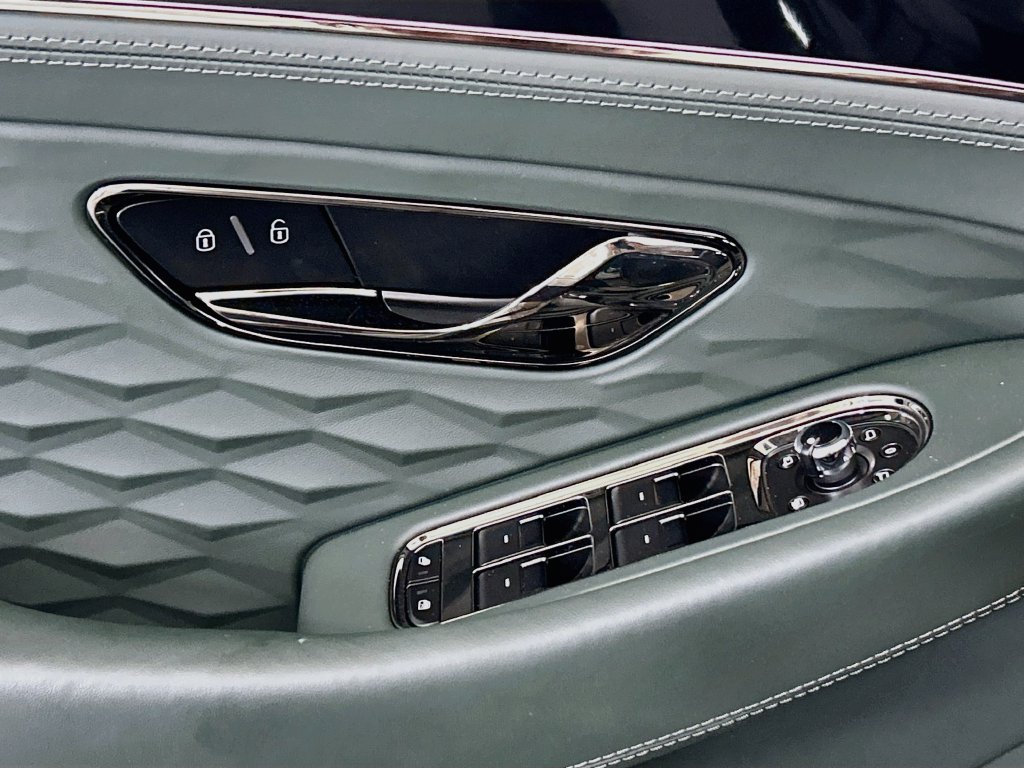 Used 2025 Bentley Continental GT Speed AWD/4WD image 22